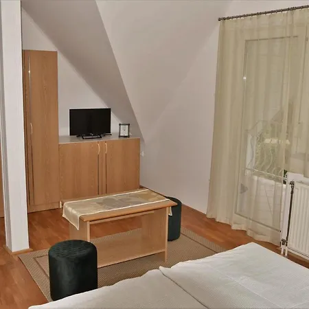 Ludika Vendeghaz Balatonfüred